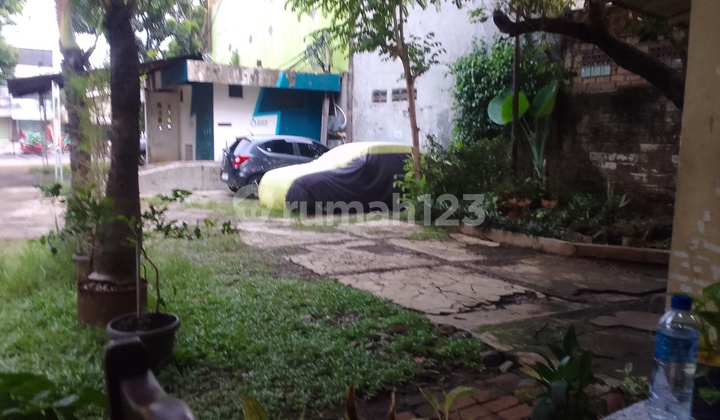 Lahan 1406 m2 Bonus Rumah Sangat Strategis Di Jalan Dewi Sartika, 3 Menit Ke Jl. MT Haryono Dan Cocok Dijadikan Usaha, Dijual 25% Di Atas NJOP 2