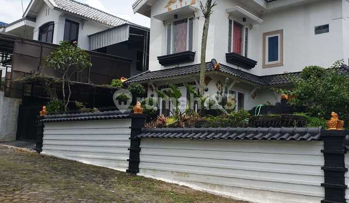 Rumah Villa Bukit Cipendawa, Cipanas, Hanya 50 Meter Ke Jalan Raya Cipanas Dan 5 Menit Ke Istana Presiden Cipanas Cianjur