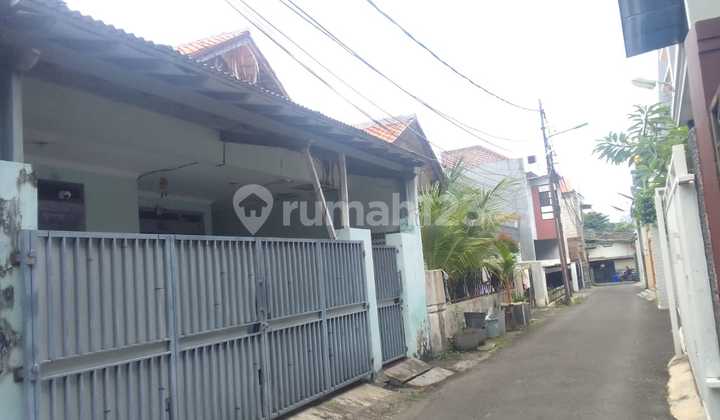Rumah 2 Lantai, Strategis Di Tebet Barat, Dan Hanya 3 Menit Ke Jl. Tebet Raya 2