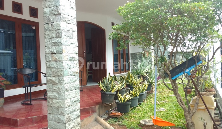 Rumah Bagus 2 Lantai Di Kebon Baru Tebet Selangkah Dari Asem Baris Raya Dan 5 Menit Ke EKA Hospital Jl. MT Haryono Cawang
