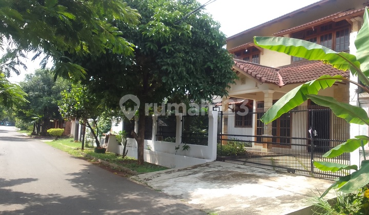 Rumah Mewah 2 Lantai di Komplek Perumahan Elit Bukit Permai Cibubur, Jakarta Timur dan Hanya 10 Menit ke St. LRT Cibubur 2