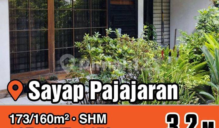 Rumah Terawat Sayap Pajajaran Dekat Bandara Bandung