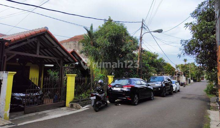 Rumah Tengah Kota Turangga Jalan Depan Lebar 2