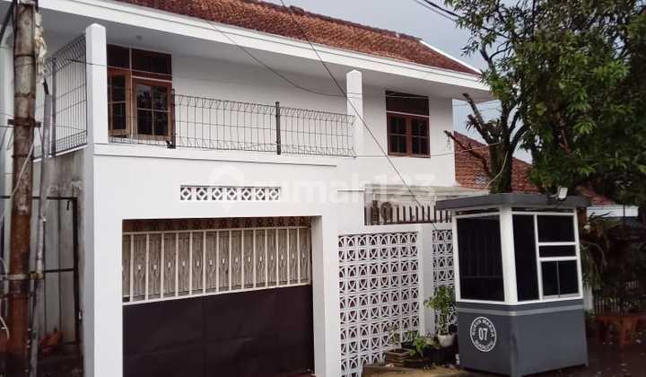 Rumah Terawat Cikutra Dekat Widyatama 1