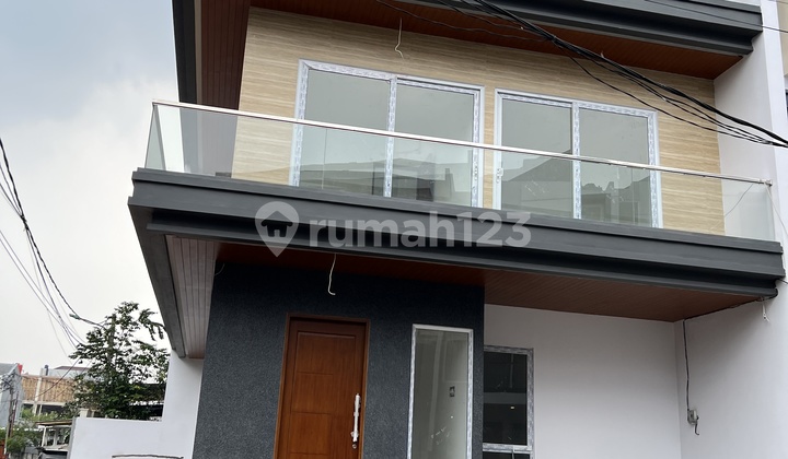 3 Lantai, Hoek, Bangunan Baru, Lingkungan Nyaman 2