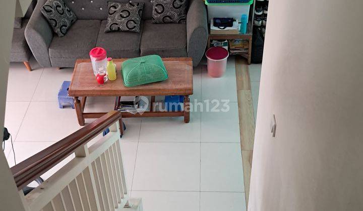 Rumah 3 Lantai Hadap Timur Siap Huni 2