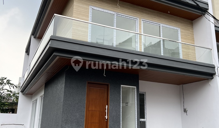 3 Lantai, Hoek, Bangunan Baru, Lingkungan Nyaman