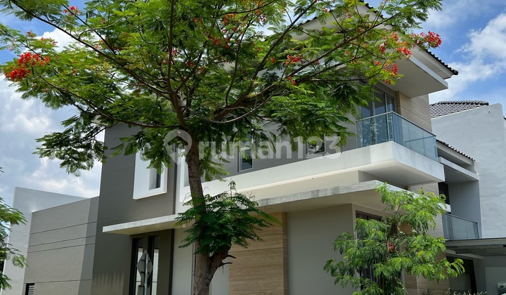 Pik Golf Island. Hoek. View Cantik. Parkir Luas 2