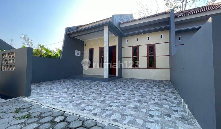 Rumah Siap Huni, Desain Minimalis, Sudah Full Bangunan  1