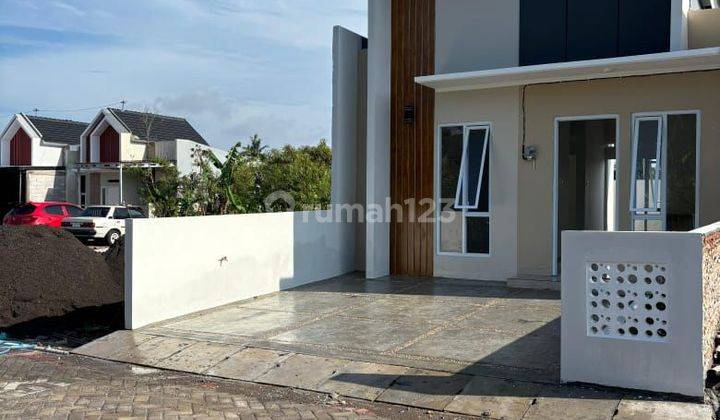 Rumah Siap Huni, Desain Istimewa, Spek Mewah  1