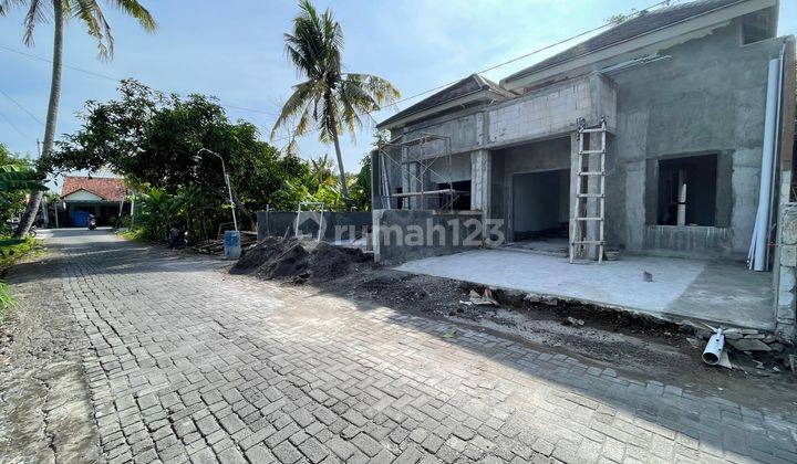 Rumah Desain Istimewa, Spek Mewah, Akses Mudah  2