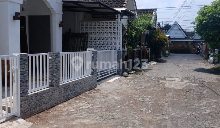 Cluster di Lempongsari Selatan Jalan Damai Bisa Kpr Cluster di Lempongsari Selatan Jalan Damai Bisa Kpr