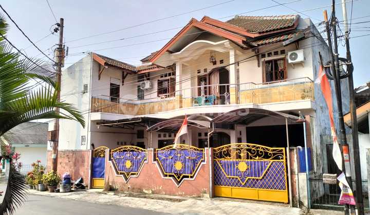 Rumah Induk+ Kost Putri di Jalan Pamungkas 7 Menit Kampus Uii 1