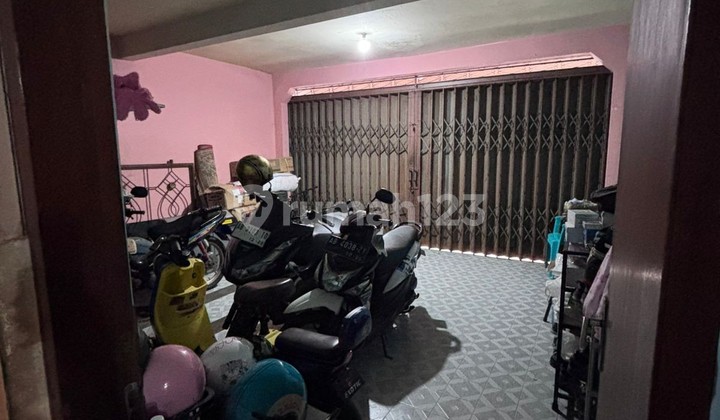 Rumah 2 Lantai di Maguwoharjo 1 Km Gerbang Tol Solo- Yogyakarta 2