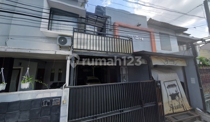 Turun Harga! Kost Eksklusif 300M Kampus Uii Turun Harga! Kost Eksklusif 300M Kampus Uii