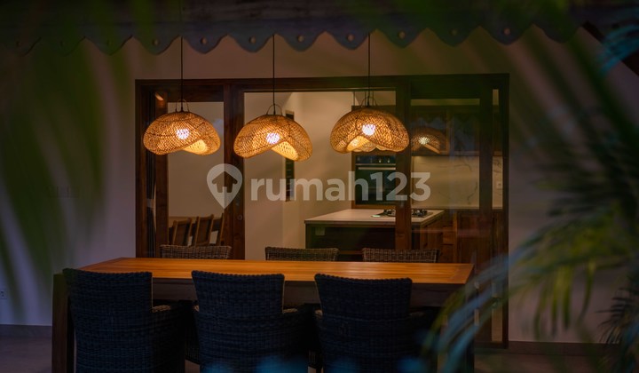 LUAS & NYAMAN VILA 3KT - NUANSA TROPIS DI SESEH MUNGGU