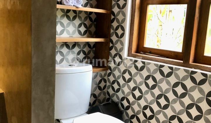 Villa Joglo 2BR yang Tenang Dikelilingi Sungai di Buwit