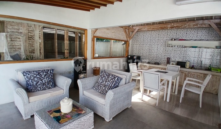 3BR Joglo Style Villa 5 Minutes to Echo Beach Canggu 3BR Joglo Style Villa 5 Minutes to Echo Beach Canggu
