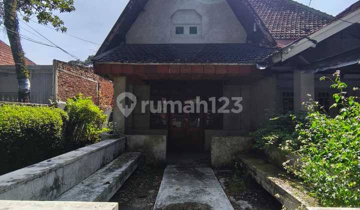 Disewakan Tempat Usaha Mainroad Sayap Riau Bandung