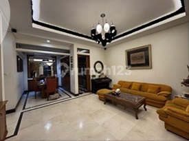 Luxury House Strategic Location in Sayap Supratman Bandung Frf 014