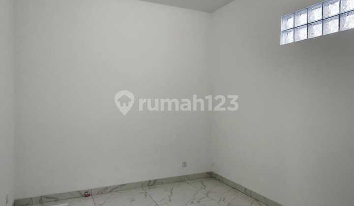 Dijual Rumah Baru Modern Minimalis di Taman Kopo Indah Bandung 2