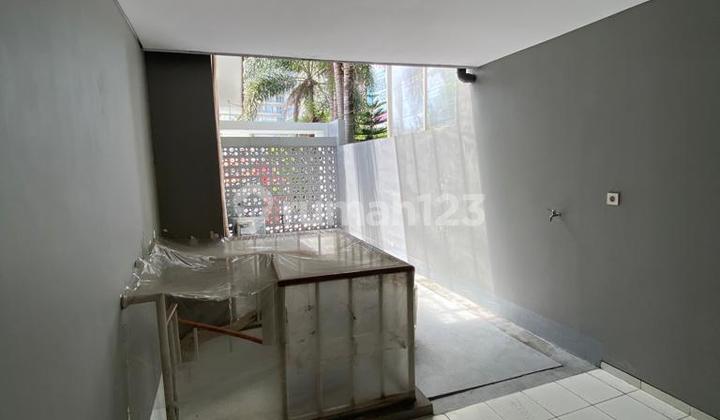 Rumah Modern Minimalis Baru Mainroad Ciumbuleuit Bandung 2