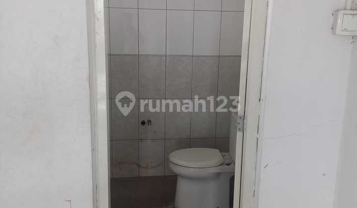 Strategic Location Shop House in Gegerkalong Bandung Frf 025 2