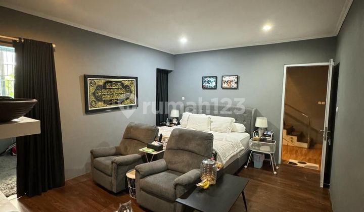 Diual Rumah dengan luas tanah besar di Pondok Pucung Bintato 2