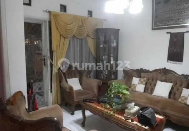 Dijual Rumah di Kencana Loka Bsd 2