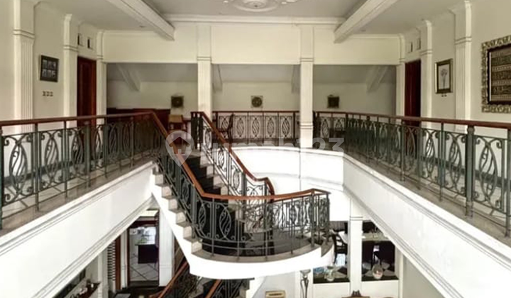 RUMAH DAN TANAH LUAS DI AREA KALIBATA 2