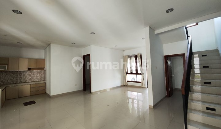 Di Jual Rumah Cluster Siap Pakai di Colomadu 2 Lantai Di Jual Rumah Cluster Siap Pakai di Colomadu 2 Lantai