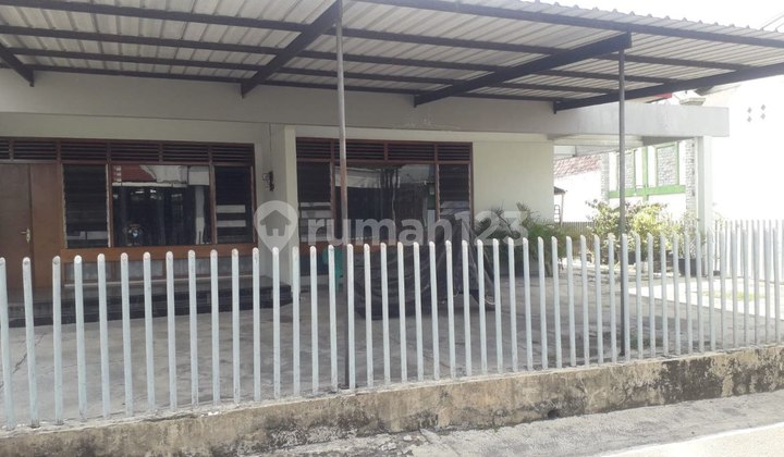 Spacious House in Nusukan, 3 Minutes to Nusukan Luwes 2