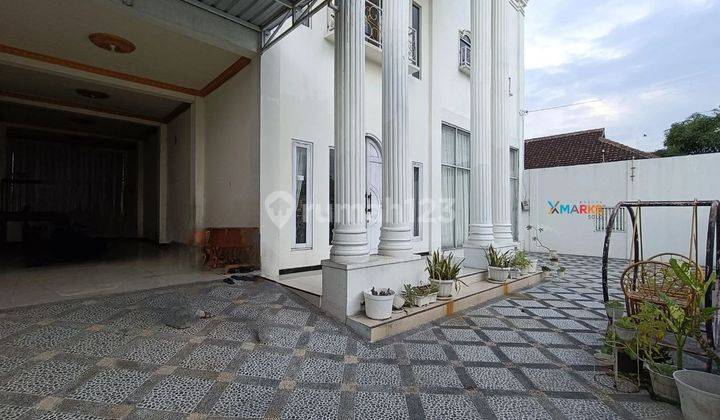 Di Jual Rumah Murah Gaya Modern Klasik di Parangjoro 1