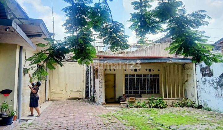 Di Jual Rumah Vintage Tengah Kota Solo Cocok Untuk Usaha 2