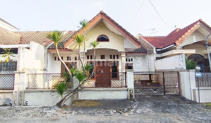 Rumah Murah Baturan Harga dibawah 1M jalan lebar Rumah Murah Baturan Harga dibawah 1M jalan lebar