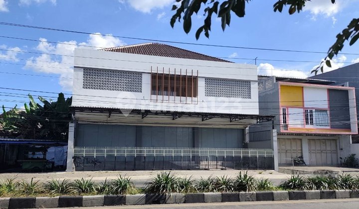 Disewakan Ruang Usaha Strategis di Palur