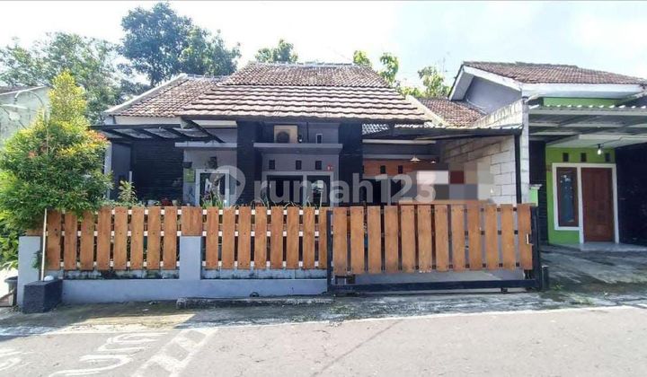 Affordable Instagrammable Beautiful House Ready to Live In Pucangan Kartasura