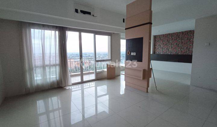 Di Jual Apartemen Paragon Istimewa Dengan Balkon 1