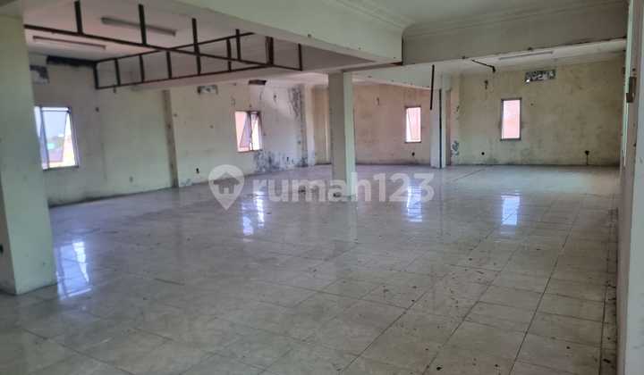 Ruang Usaha Murah Dan Strategis Jl Slamet Riyadi Solo