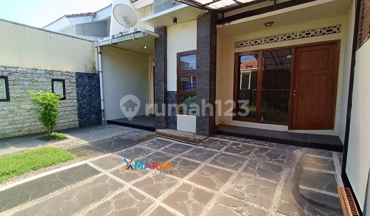 Disewakan Rumah Murah Tengah Kota area Panularan