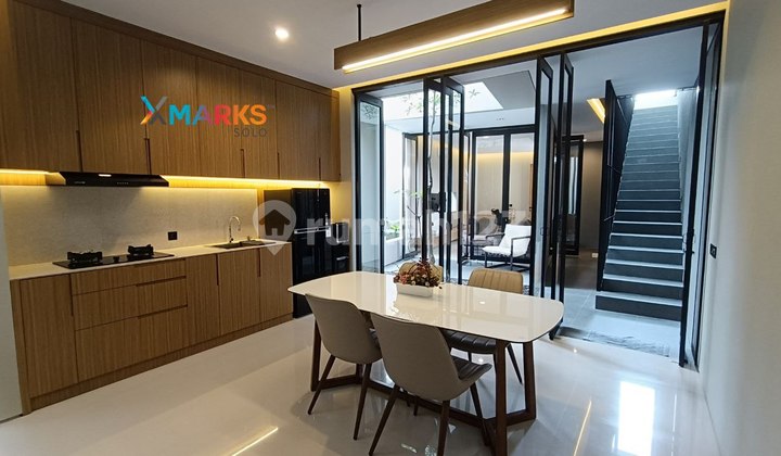 Rumah Siap Huni Full Furnished Dekat Pakuwon Mall 2