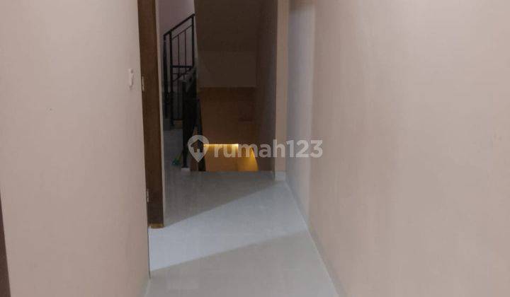 Dijual Rumah di Taman Palem Lestari, Jakarta Barat 2