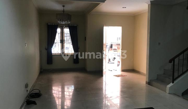 For Sale: House in Villa Gading, Kelapa Gading, 8x17.5