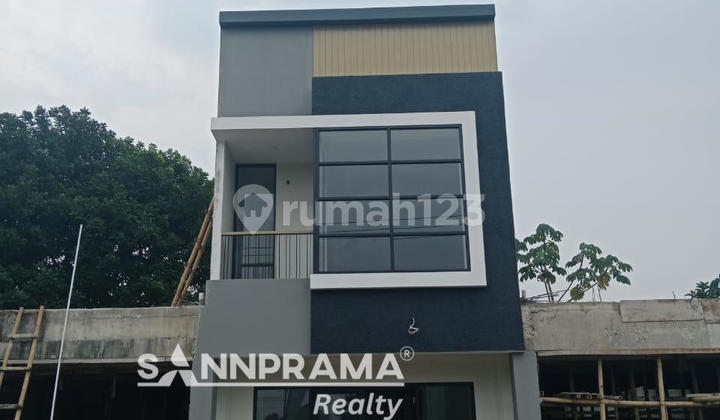 Ruko Strategis Banyak Perumahan Sekitarnya Di Bojong Sari Depok