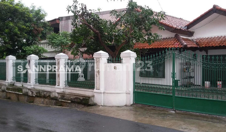 Rumah Siap Huni Strategis di Ceger Jakarta Timur Rumah Siap Huni Strategis di Ceger Jakarta Timur
