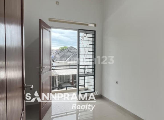 Ready-to-Occupy House in Pondok Benda, Pamulang, South Tangerang 2