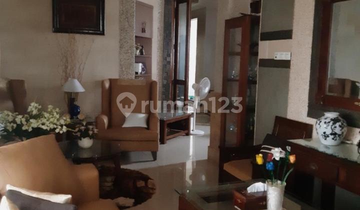 Rumah Dengan Tanah Luas Di Limo Cinere Kota Depok