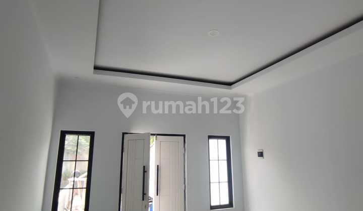 Rumah Strategis Dekat Tol Jatiwaringin Pondok Gede Kota Bekasi 2