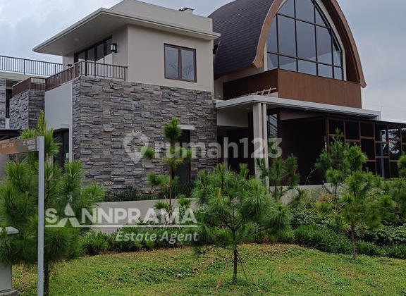 Hunian Mewah Dengan View Pegunungan, Terbaik Di Bogor