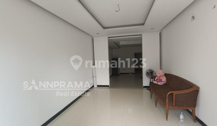 Rumah Second Siaphuni Dekat Tol Margonda Depok 2
